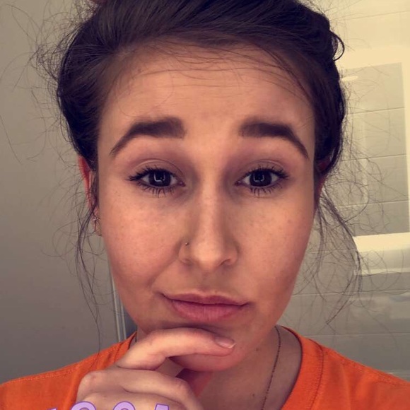 Meet your Posher, Morgan - Picture 2 of 3